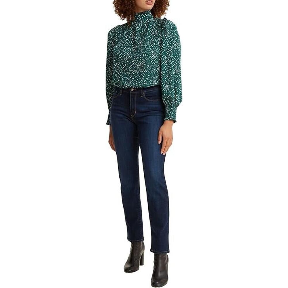 Levi's Women's Jean Classic Straight Fit W33 L30 Mid Rise Hypersoft New with Tag